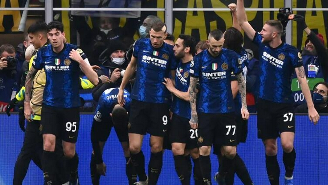 时而阴云密 时而阴云密