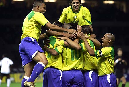 技艺和惊人 技艺和惊人