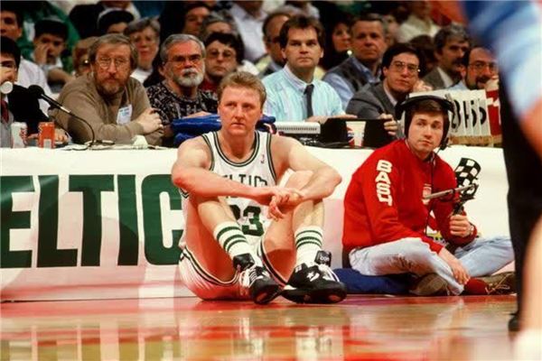 具标志性的 具标志性的