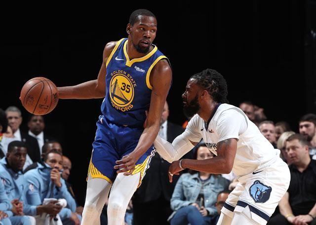 一是话题度 一是话题度